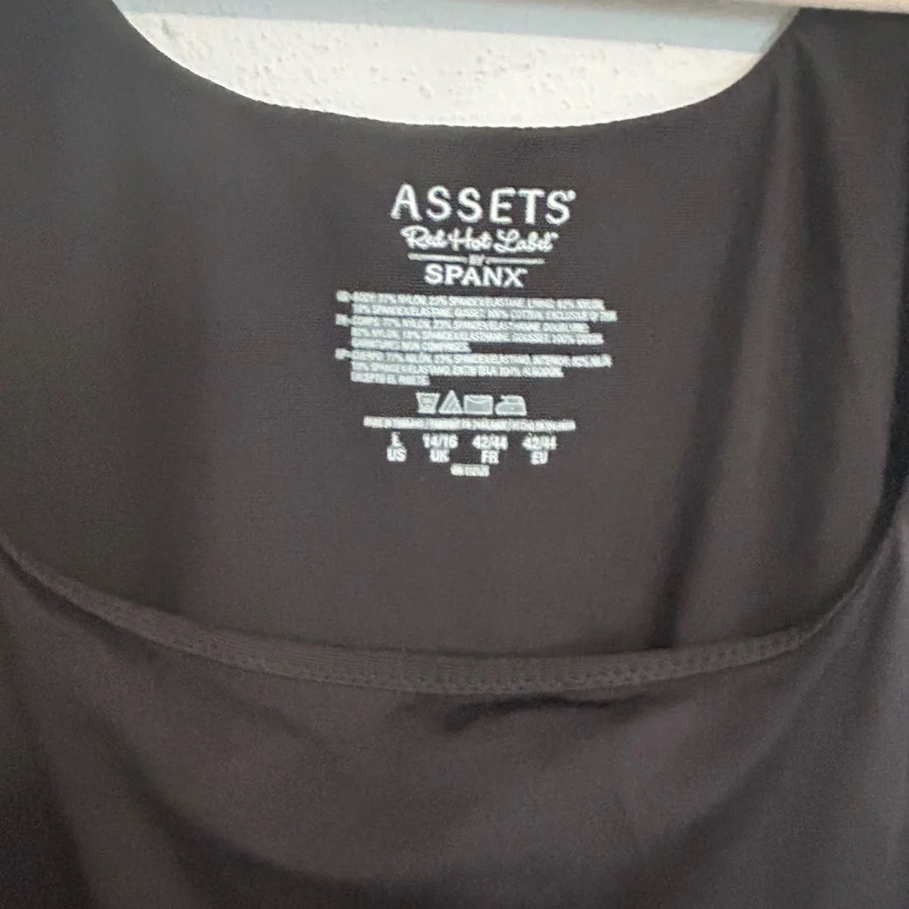 SPANX ASSETS Black Bodysuit - Picture 3 of 3